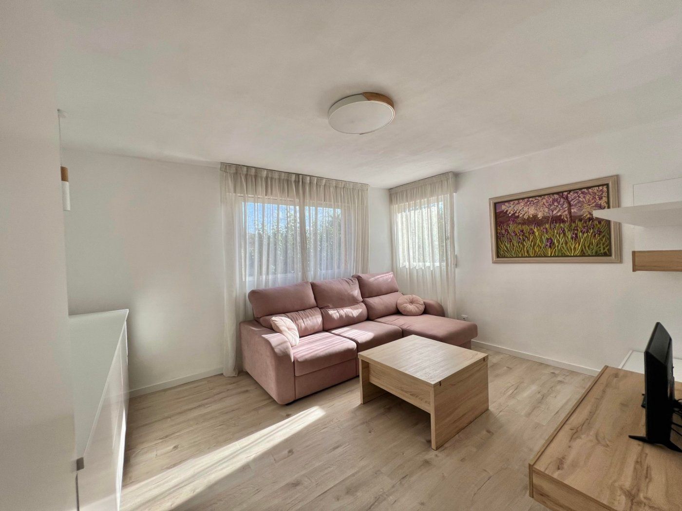 Flat to rent in Avenida JUAN CARLOS I, Santa María de Gracia