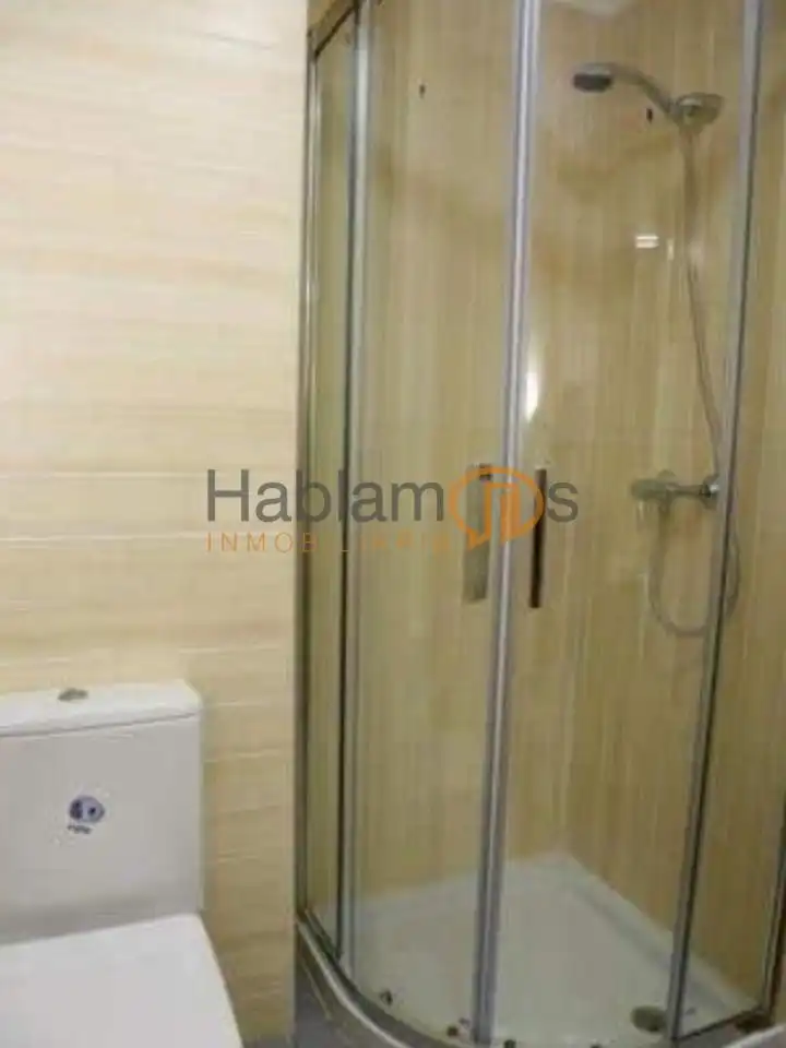 Badezimmer von Wohnung zum Verkauf in Caldas de Reis mit Heizung und Möbliert