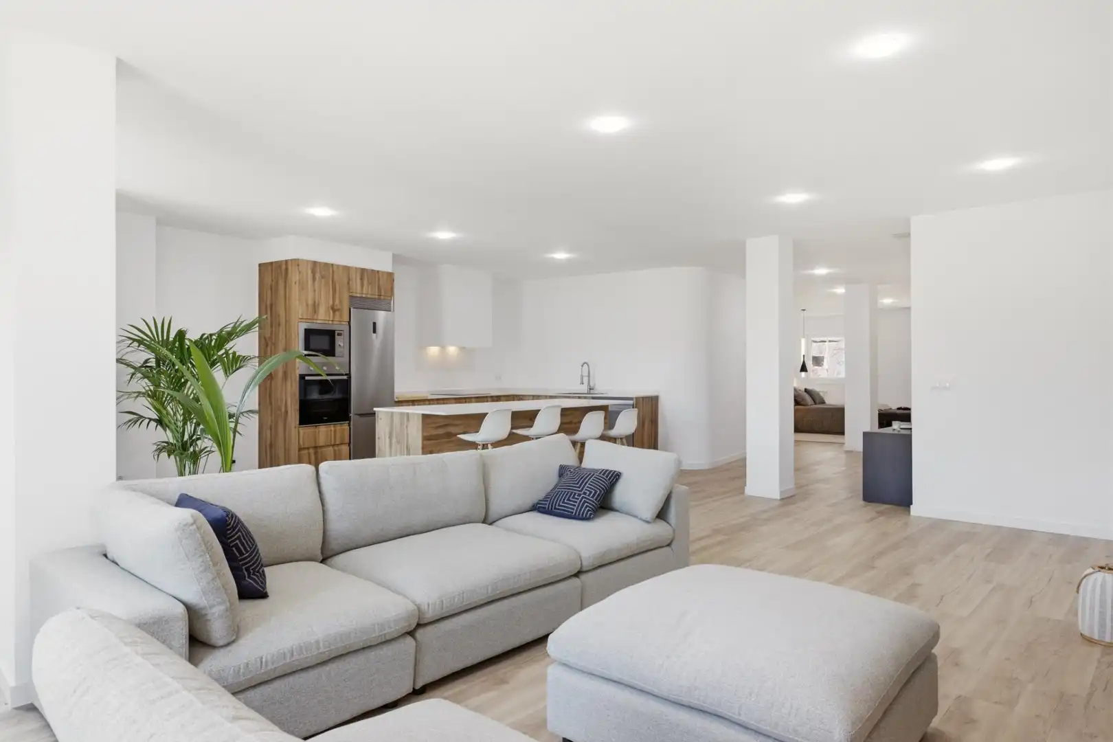 Living room of Apartments for sale in Vigo   with Heating, Furnished and Balcony
