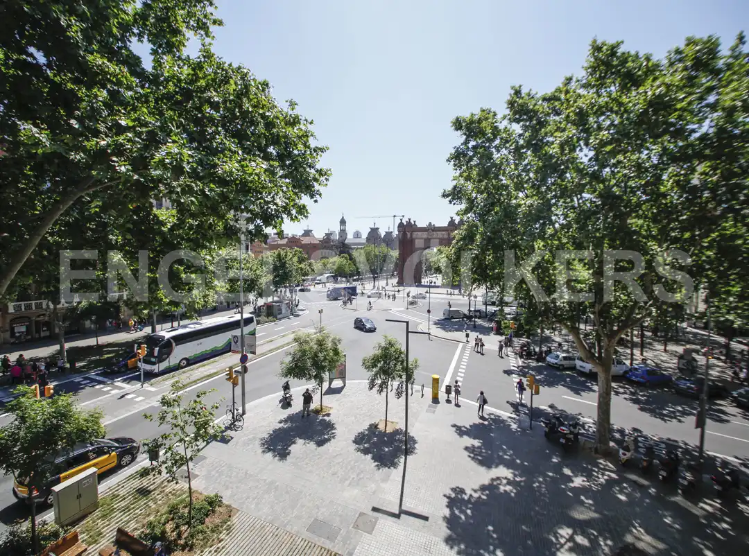 Außenansicht von Geschaftsraum zum Verkauf in Barcelona