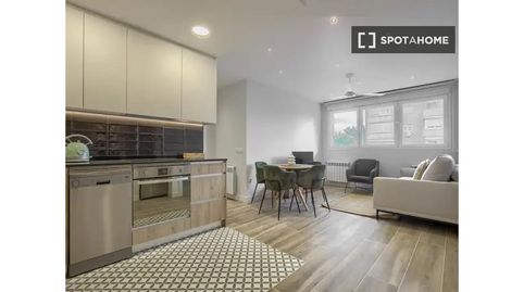 Foto 4 de Piso de alquiler en Pinar del Rey, Madrid Capital