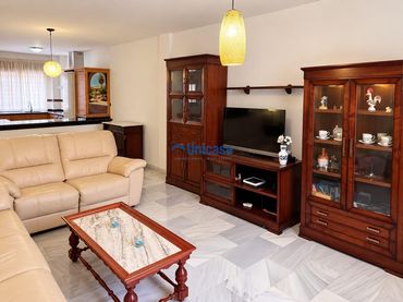 Piso con ascensor en venta en Calle Calle Castañetero