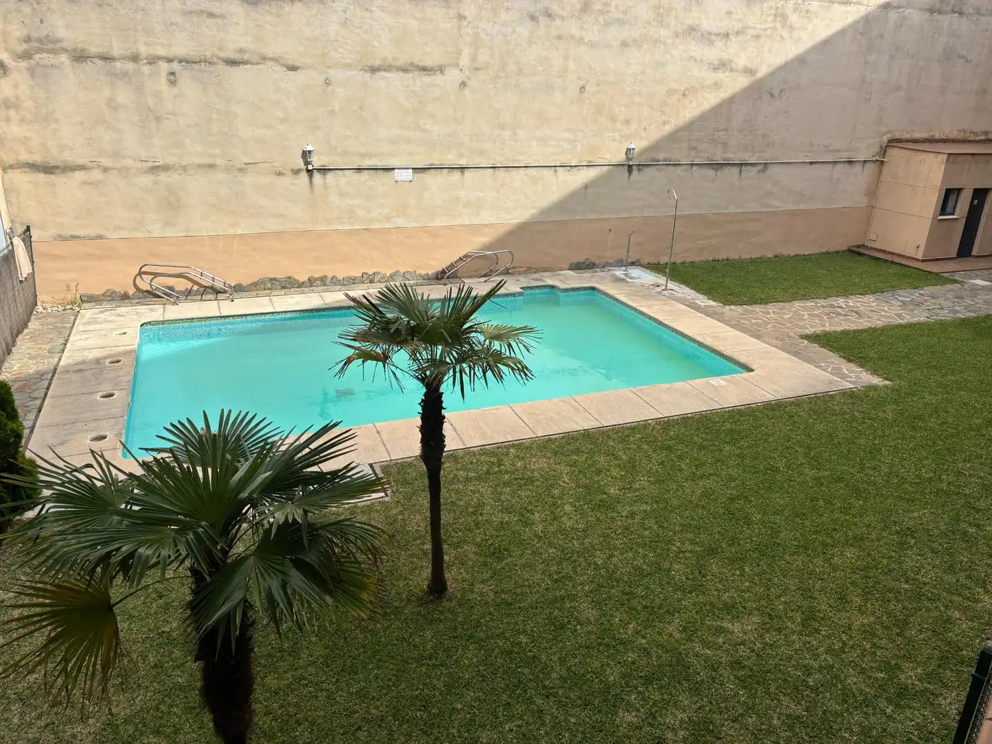 Piscina de Apartament en venda en Barbate amb Jardí privat, Traster i Moblat