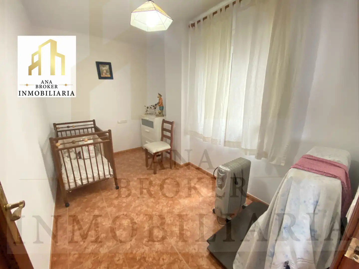 Schlafzimmer von Wohnung zur Miete in Ronda mit Möbliert, Ofen und Waschmaschine