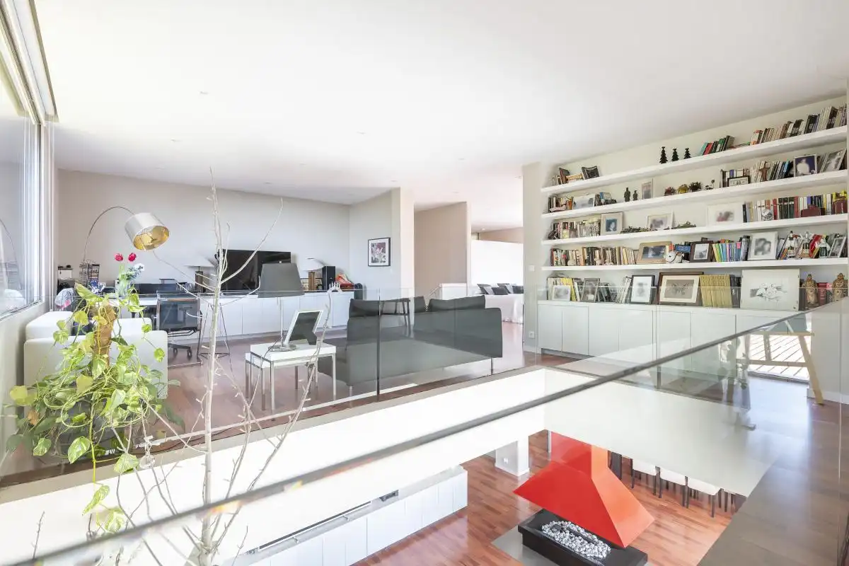 Sala d'estar de Casa o xalet en venda en Valdemorillo amb Calefacció, Jardí privat i Terrassa