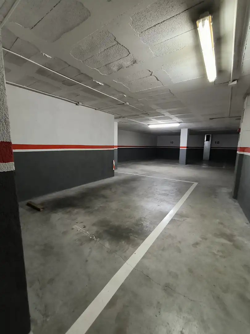 Einzelparkplatz zur Miete in Carrer de Sant Jaume, imagen 2