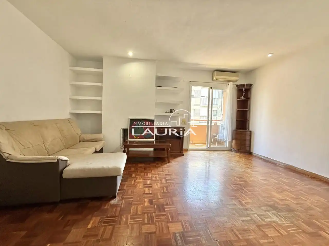 Sala de estar de Piso en venta en Valencia con Parquet y Balcón