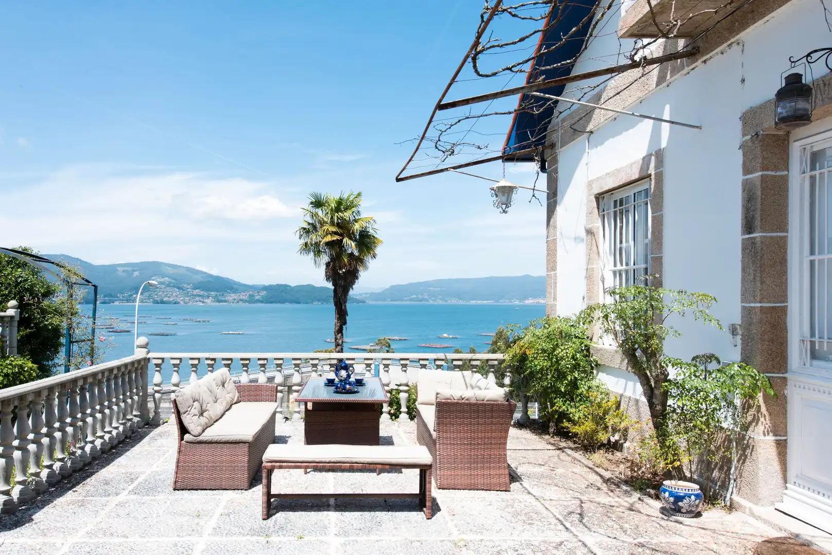 Terraza de Casa o chalet de alquiler en Redondela con Calefacción, Jardín privado y Parquet