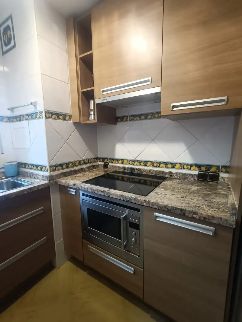 Küche von Wohnung zur Miete in Almuñécar mit Klimaanlage, Heizung und Terrasse