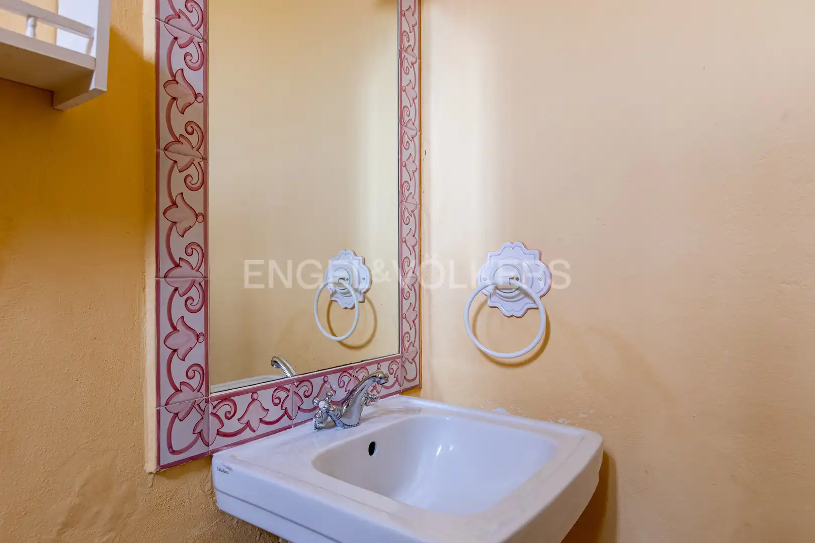 Baño de Casa o chalet en venta en Umbrete con Calefacción, Jardín privado y Piscina