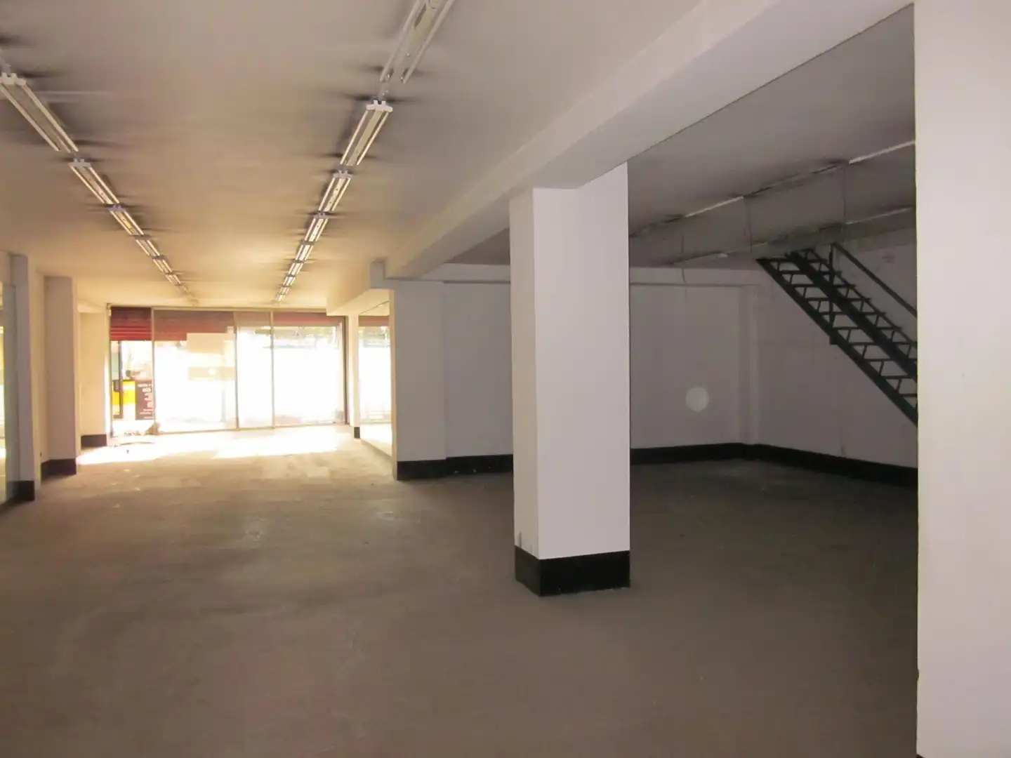 Local comercial en alquiler en AVENIDA ALFONSO XIII 364, imagen 5