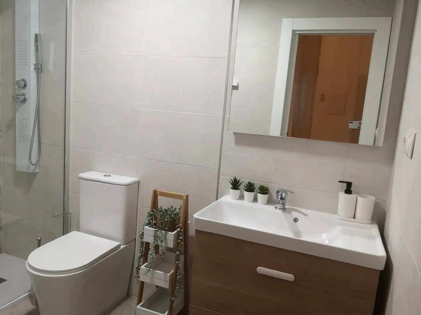 Badezimmer von Geschaftsraum zum Verkauf in Málaga mit Klimaanlage, Heizung und Möbliert