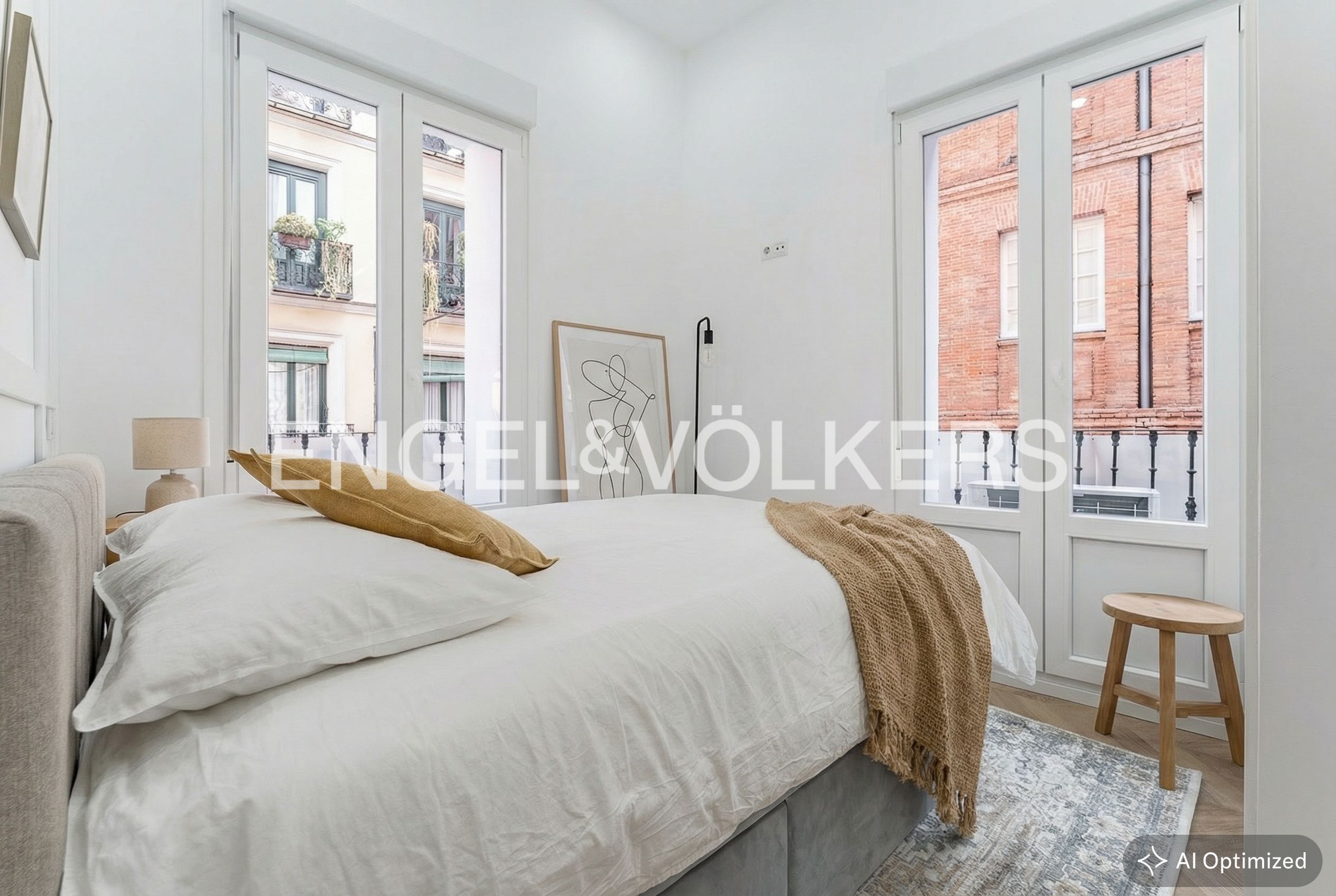 Dormitori de Apartament en venda en  Madrid Capital amb Aire condicionat, Calefacció i Moblat