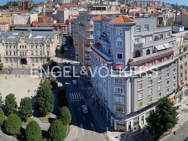 Flat with lift for sale in Calle Isabel II