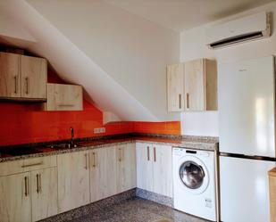 Kitchen of Apartment to rent in Mairena del Alcor  with Air Conditioner, Heating and Furnished