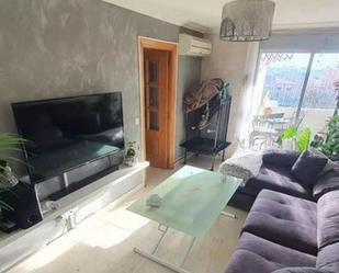 Living room of Flat for sale in Parla  with Air Conditioner, Heating and Terrace