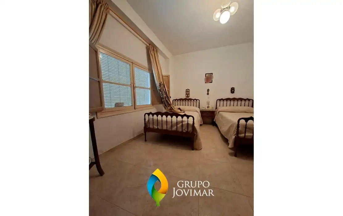 Casa o chalet en venta en Purullena con Jardín privado, Terraza y Amueblado