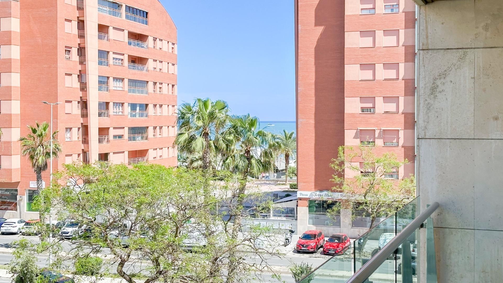 Dormitori de Pis de lloguer en Málaga Capital amb Aire condicionat, Calefacció i Jardí privat