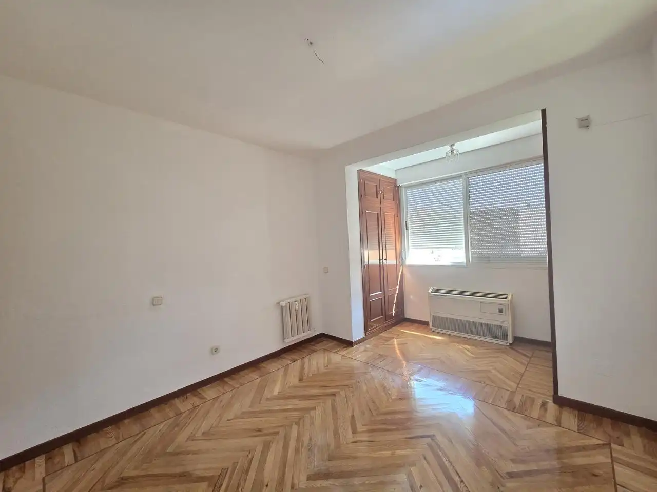 Wohnung zur Miete in Calle de Cavanilles, Pacífico