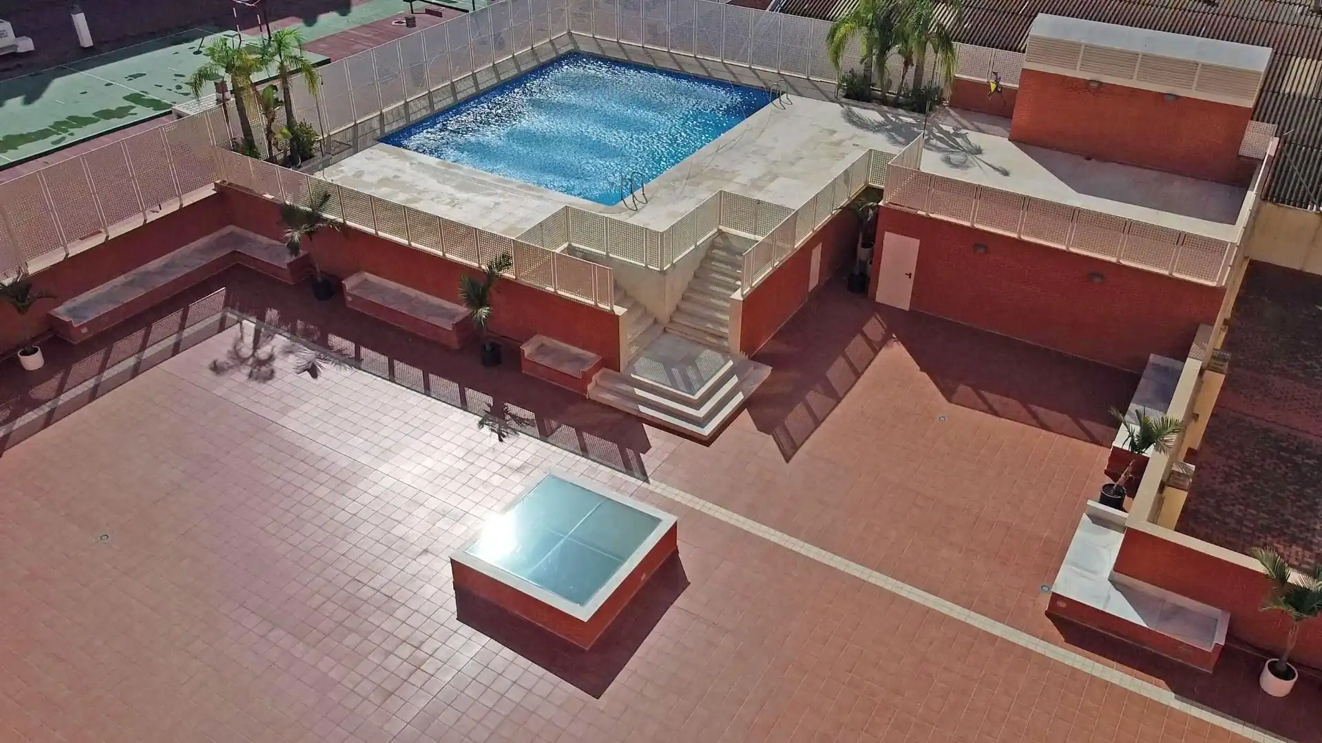 Piso en venta en Avenida Reina Victoria Eugenia, 2, Alameda