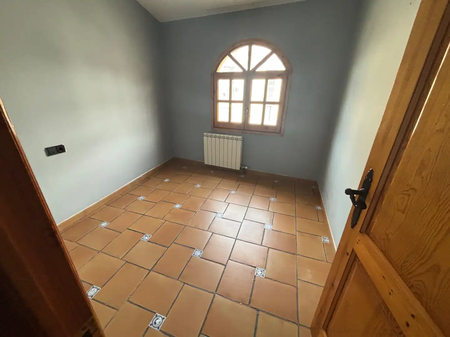Casa adosada en venta en Sarroca de Lleida con Calefacción, Terraza y Amueblado