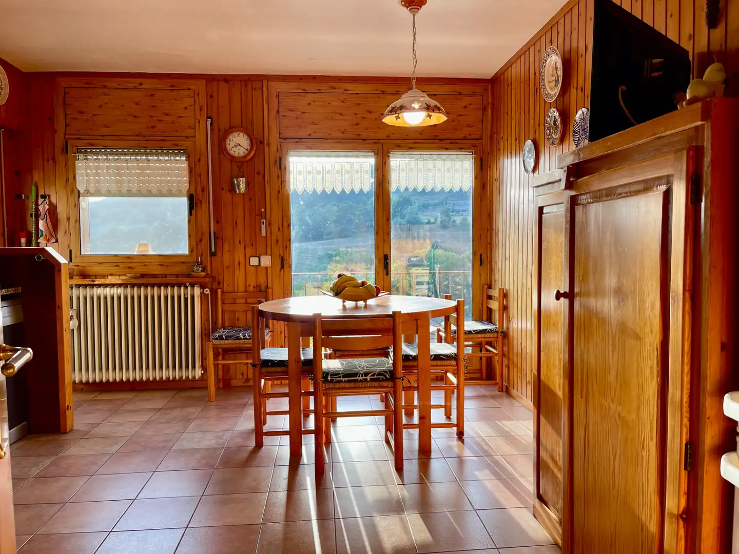 Comedor de Casa o chalet en venta en Sant Pau de Segúries con Aire acondicionado, Jardín privado y Terraza
