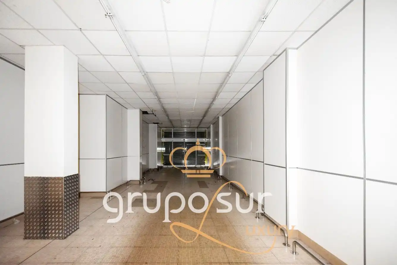 Local comercial de lloguer a Calle Embajadores, imagen 10