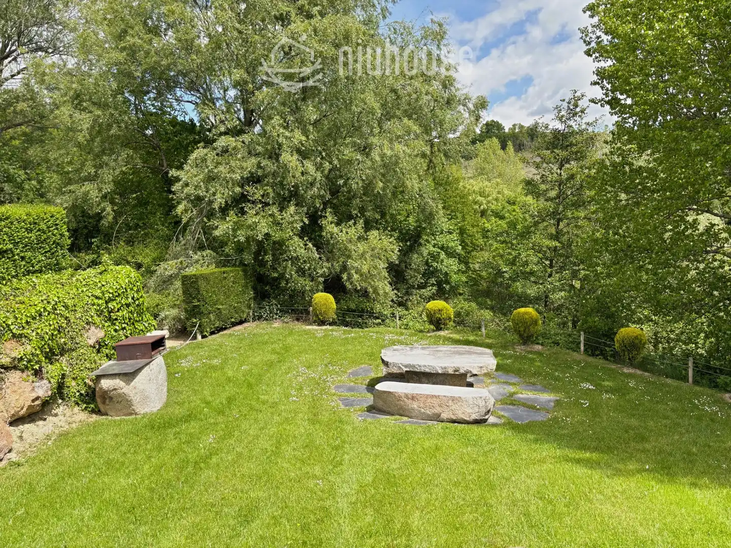 Garden of Duplexes for sale in Bolvir
