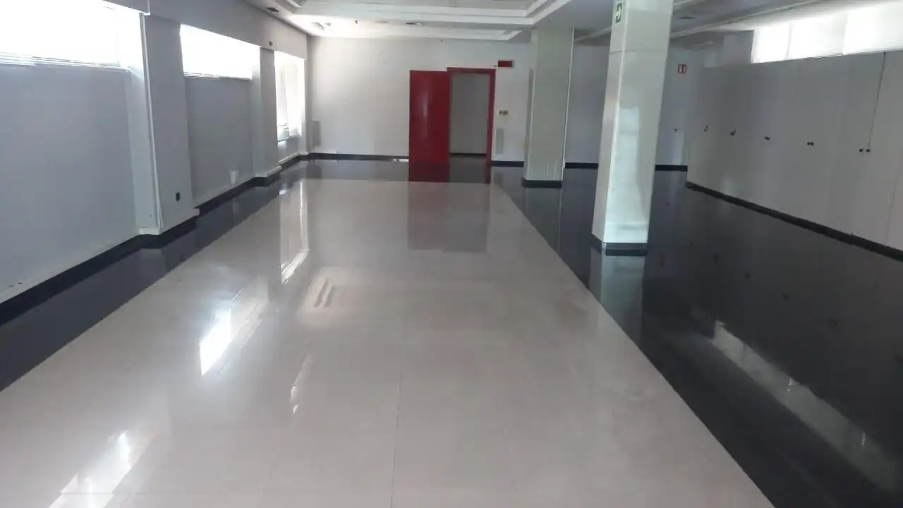 Business premises for sale in Calle de Arteagabeitia 19, imagen 2