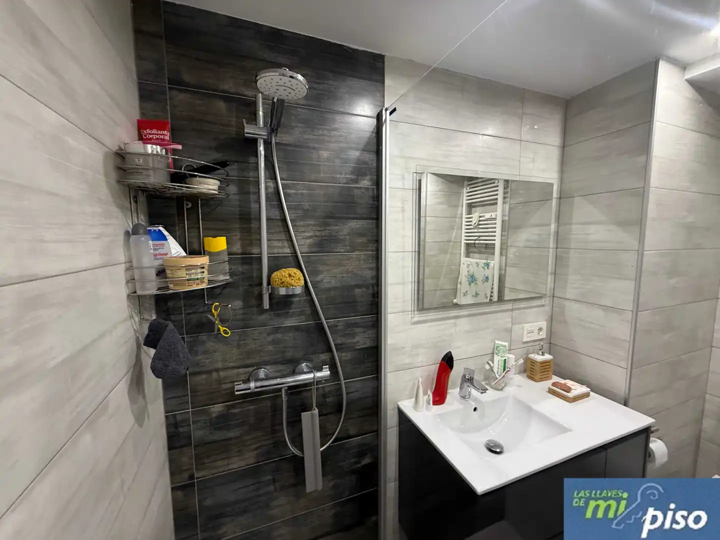 Baño de Piso en venta en Valladolid con Calefacción, Parquet y Terraza