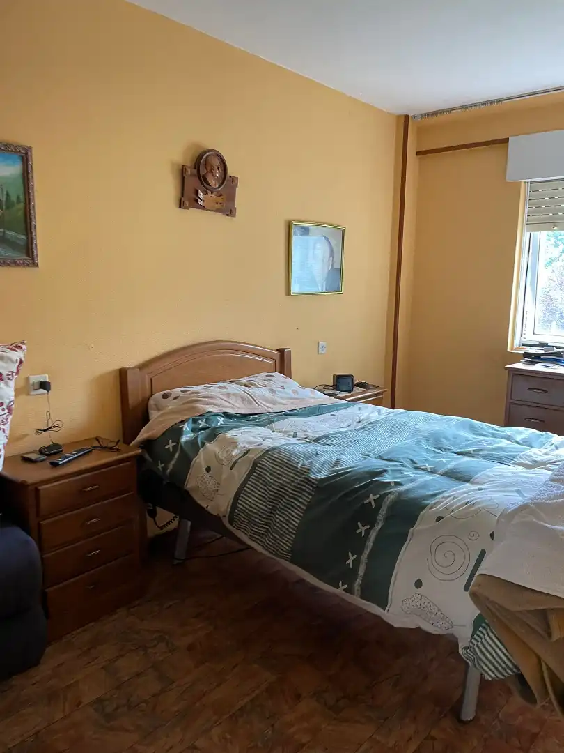 Bedroom of Flat for rent in Santiago de Compostela   with Furnished