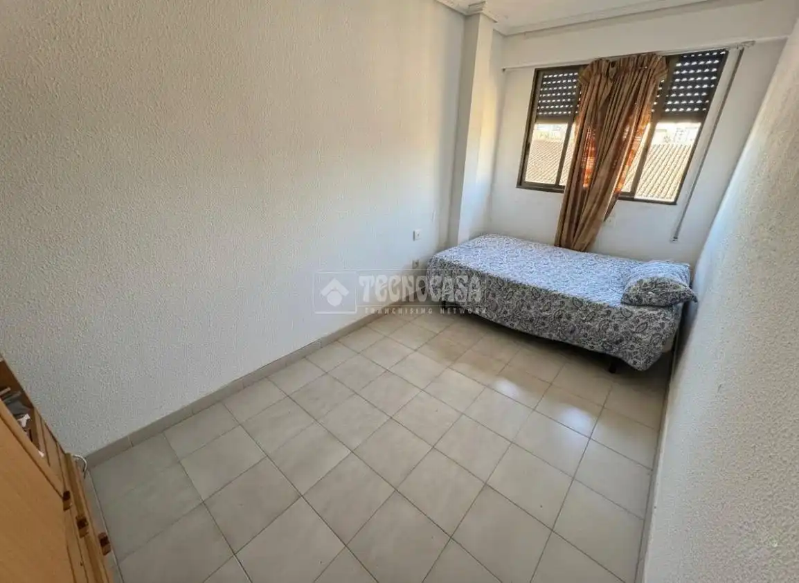 Habitación de Piso en venta en Valencia con Aire acondicionado y Balcón