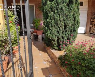 Exterior view of Single-family semi-detached for sale in Puigverd de Lleida  with Air Conditioner and Terrace