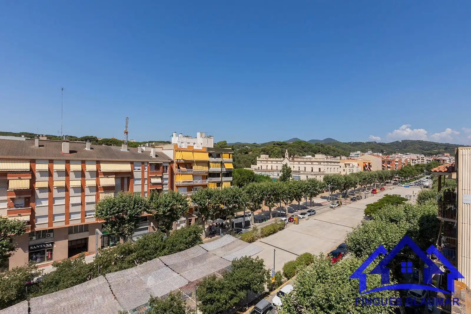 Vista exterior de Ático en venta en Arenys de Mar con Aire acondicionado, Calefacción y Terraza