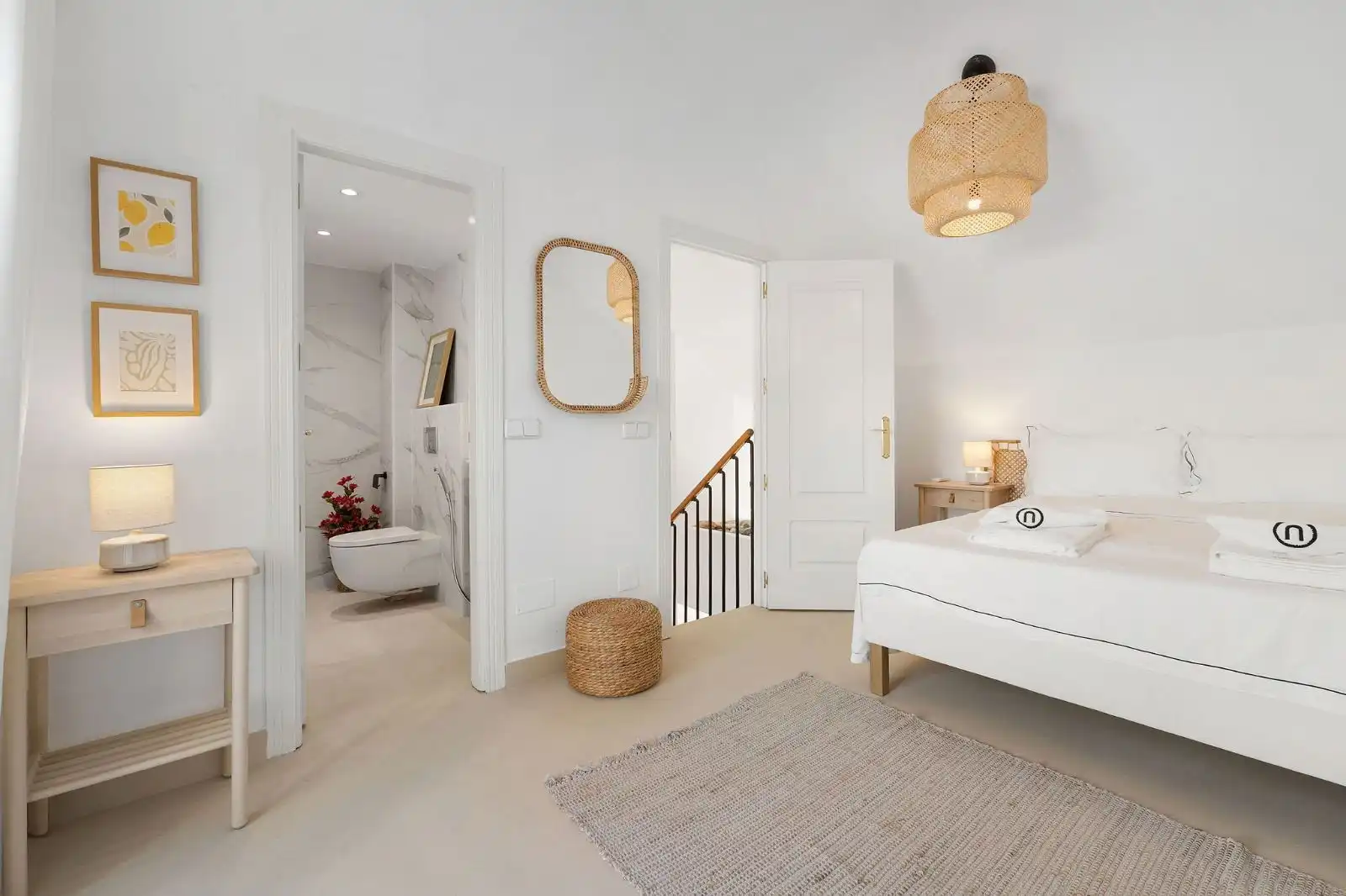 Schlafzimmer von Dachboden zum Verkauf in Marbella mit Klimaanlage, Terrasse und Abstellraum