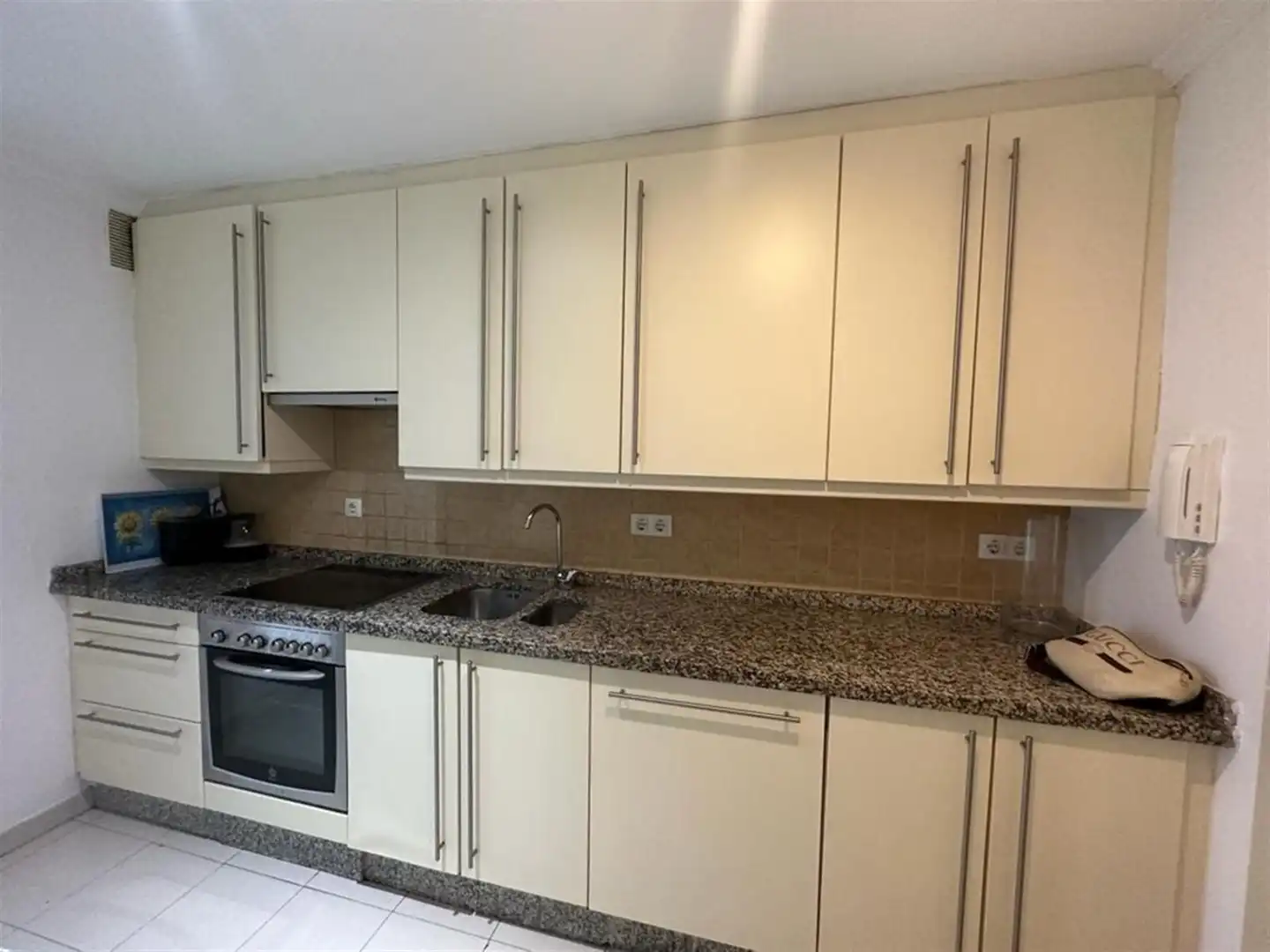 Cuina de Apartament en venda en Marbella amb Aire condicionat i Terrassa