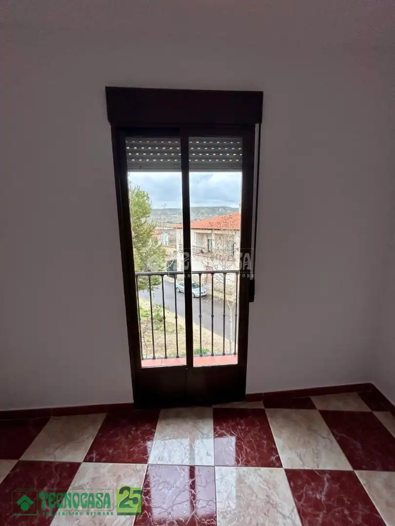 Casa adosada en venda a C. Cela, Huerta de Valdecarábanos