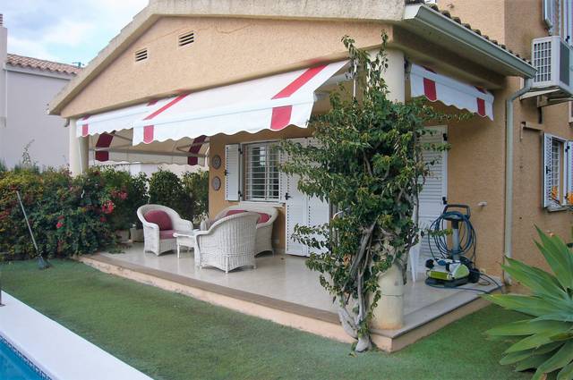 Casa-chalet en Venta en Els Terrers