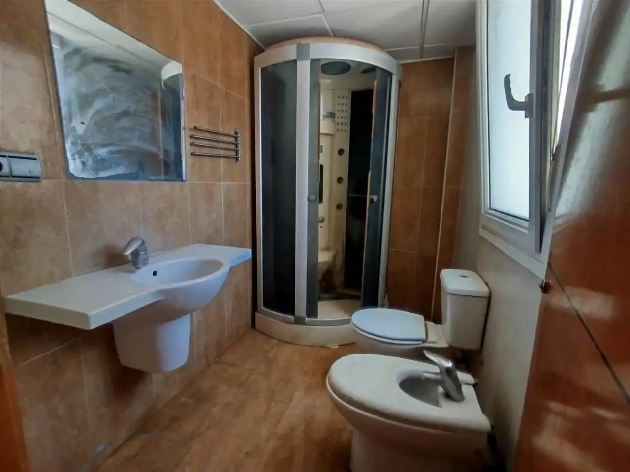 Baño de Piso en venta en El Ejido con Aire acondicionado, Parquet y Terraza