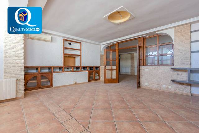 Casa-chalet en Venta en Albatera