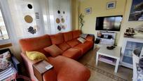 Sala d'estar de Pis en venda en Laredo amb Balcó