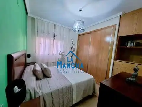 Schlafzimmer von Wohnung zum Verkauf in La Gineta mit Heizung, Terrasse und Möbliert