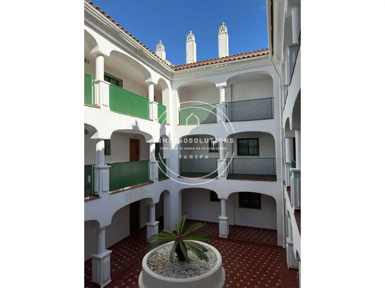 Vista exterior de Apartament en venda en Manilva amb Aire condicionat, Traster i Balcó