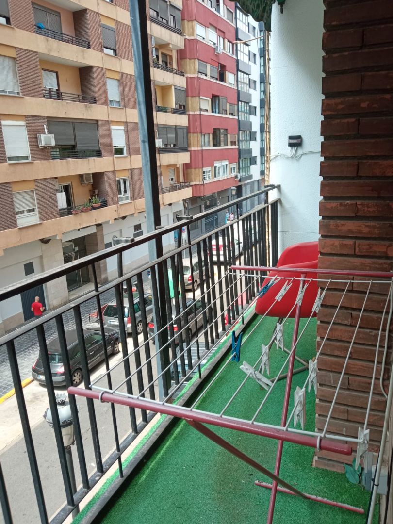 Terraza de Piso de alquiler en  Valencia Capital con Parquet, Amueblado y Balcón