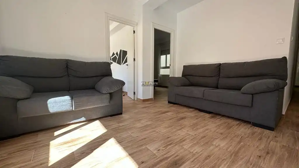 Sala d'estar de Pis de lloguer en Cartagena amb Moblat i Balcó