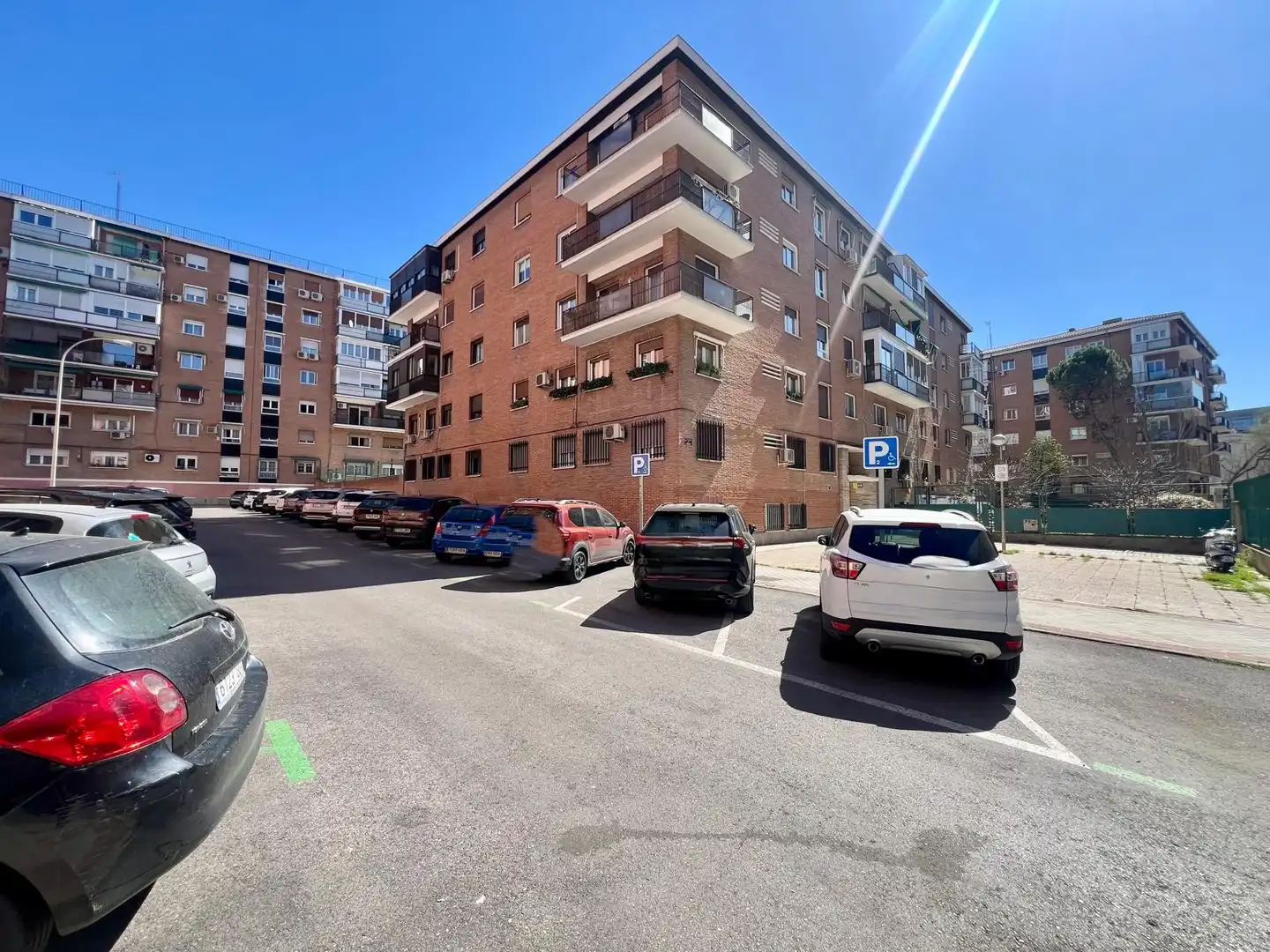 Parking de Piso en venta en Madrid con Aire acondicionado, Calefacción y Amueblado