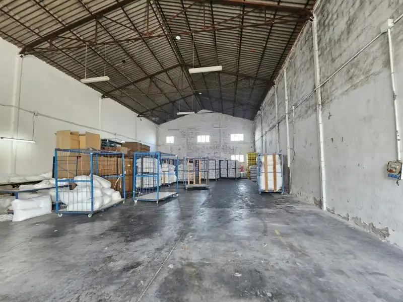 Nave industrial en venta en Navas del Sepillar