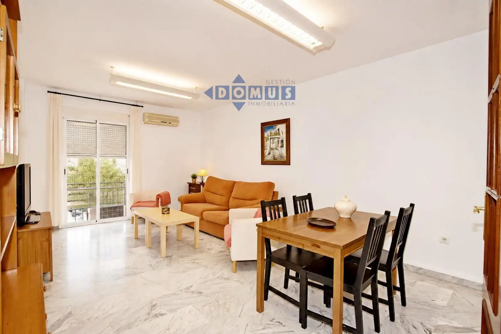 Vista exterior de Piso en venta en Ronda con Aire acondicionado, Terraza y Amueblado
