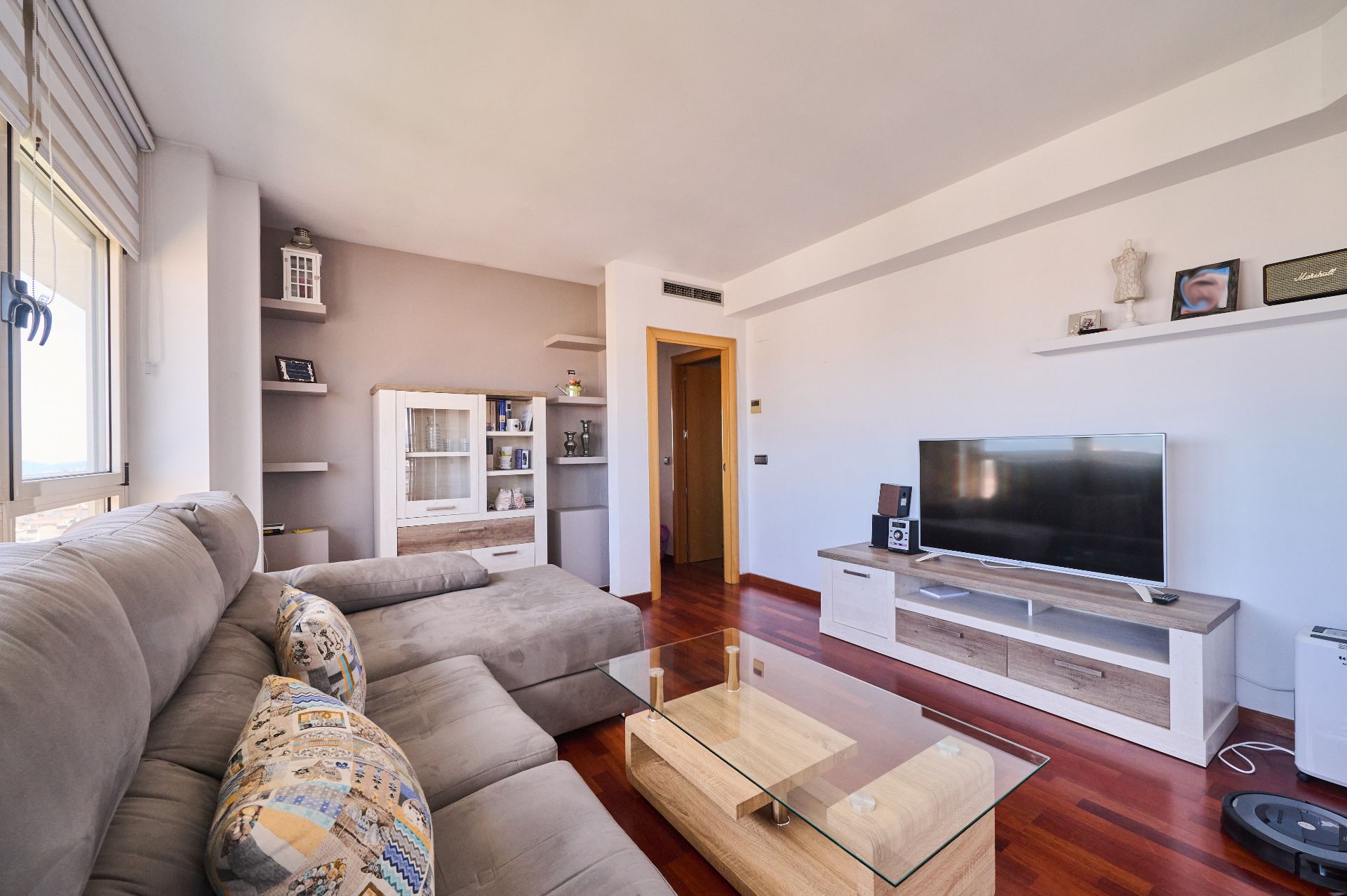 Sala d'estar de Pis en venda en Sabadell amb Aire condicionat, Calefacció i Parquet
