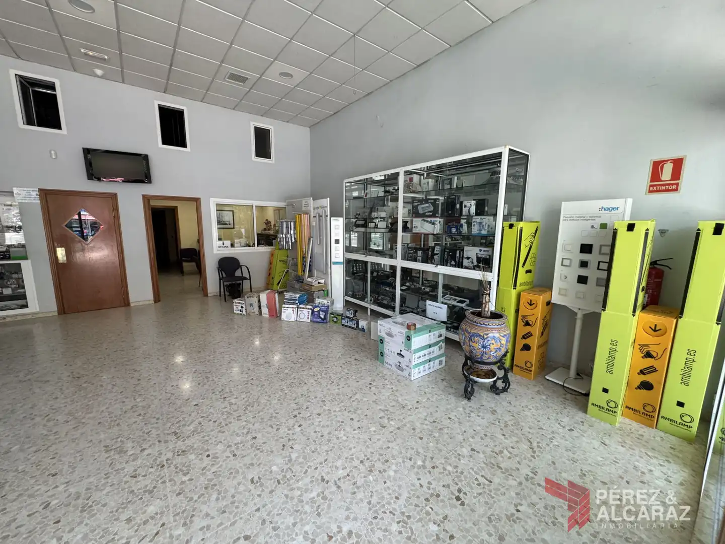 Business premises for sale in Avenida Santa Ana 38, imagen 3